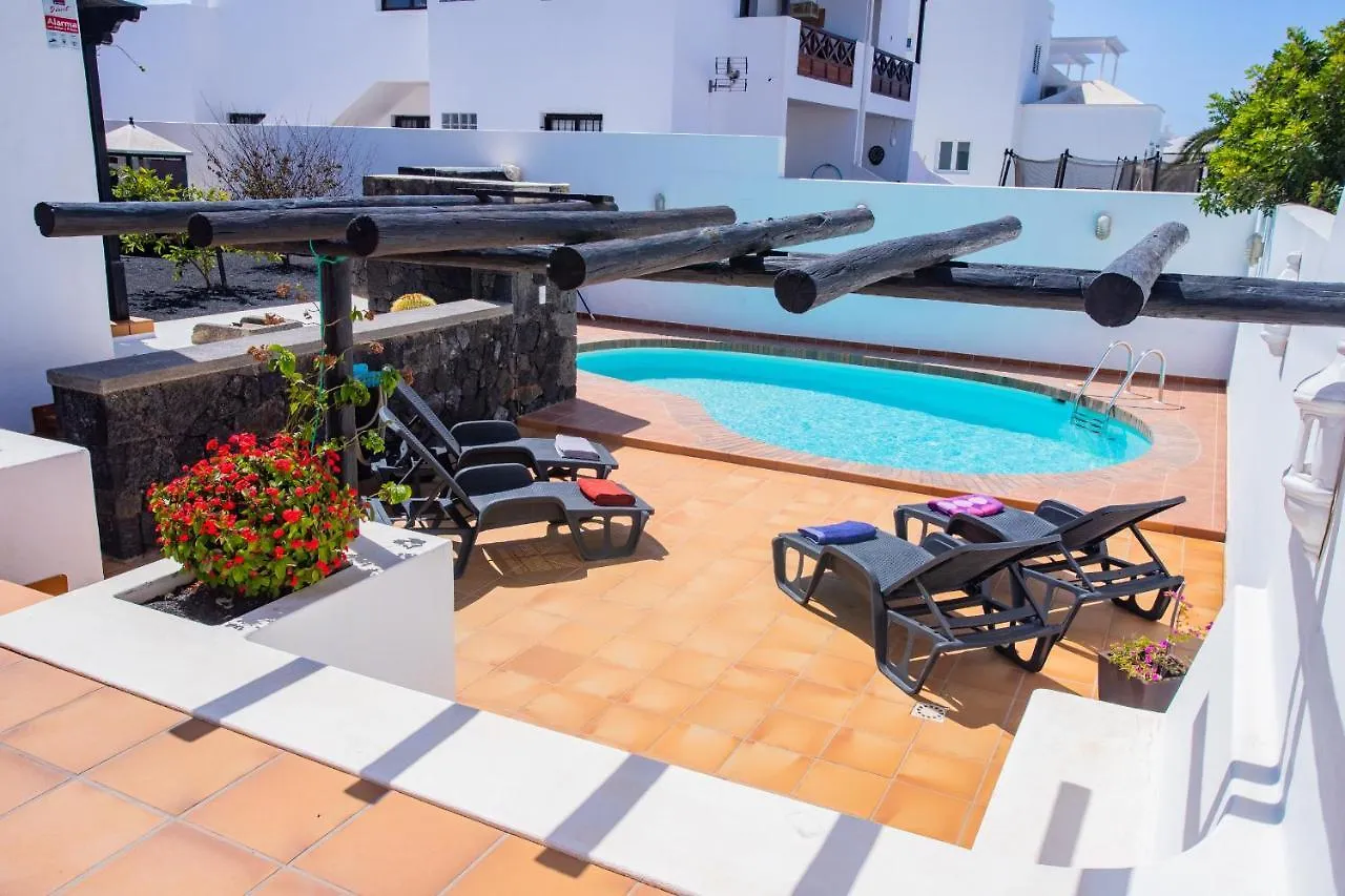 Casa Seara Piscina, Wifi Y 400 Metro De La Playa, Villa Arrecife